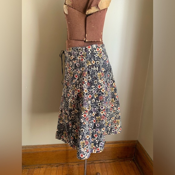 Edme & esyllte skirt, floral velvet like skirt Anthropologie fall dark academia - Picture 7 of 9